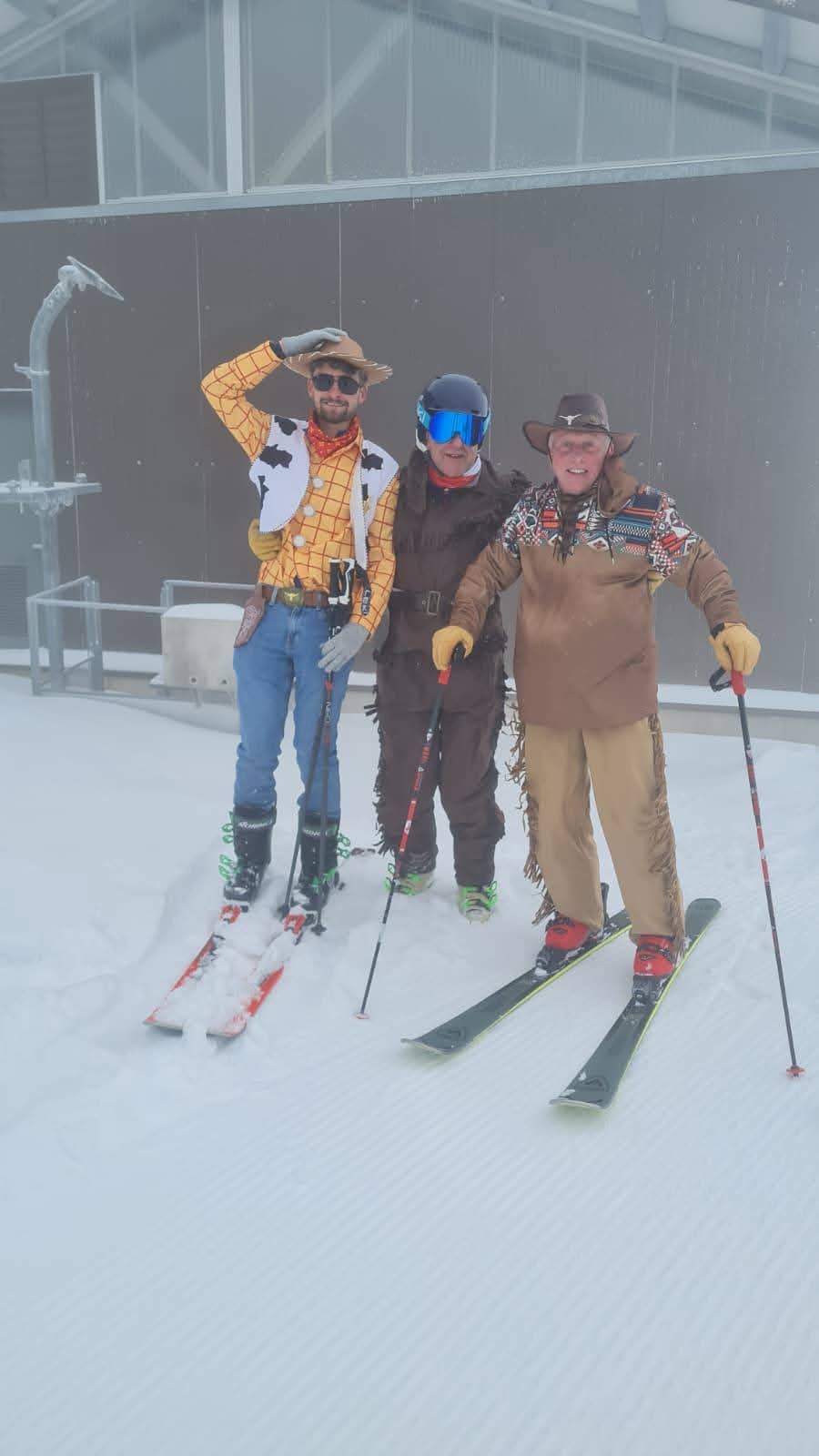 WhatsApp Image 2026 03 31 at 08.34.44